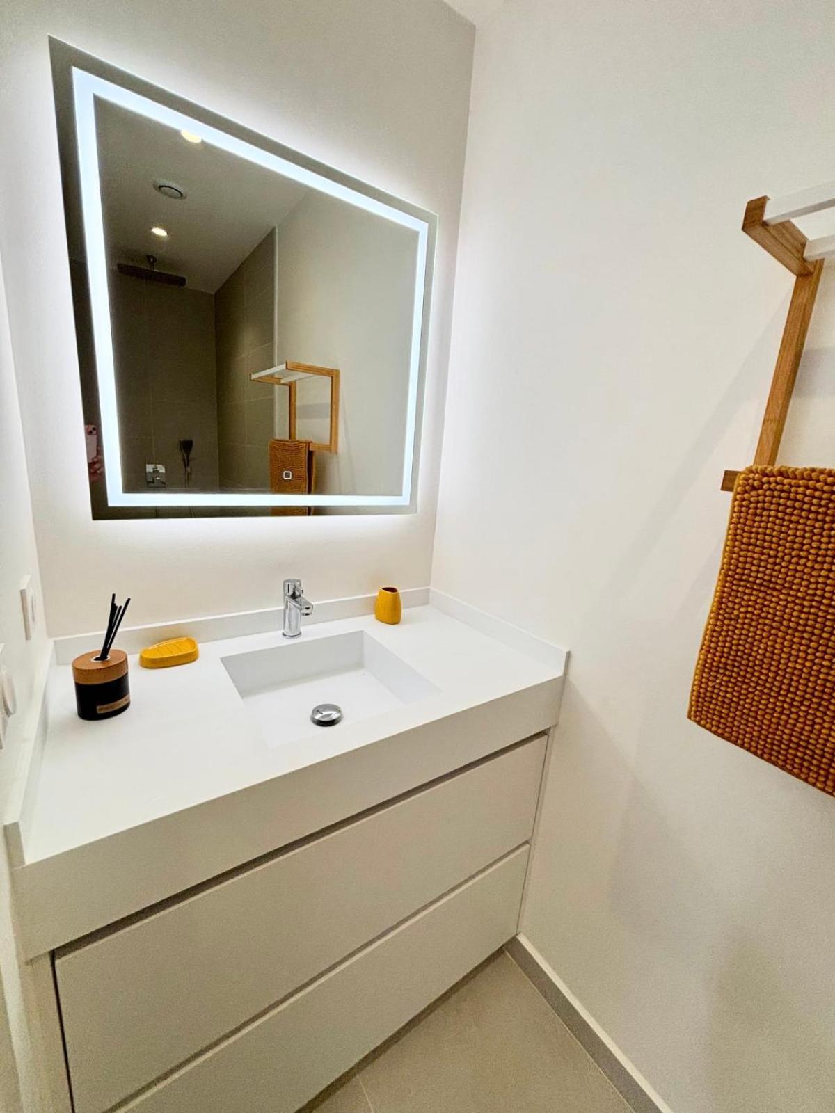Gaia Lodge Seaside Paea エクステリア 写真